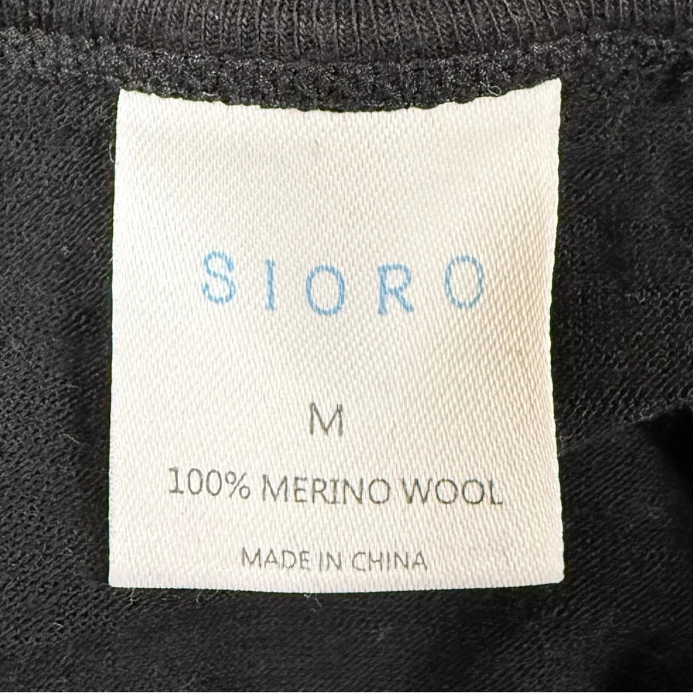 Sioro Black Merino Wool Top - Picture 6 of 7